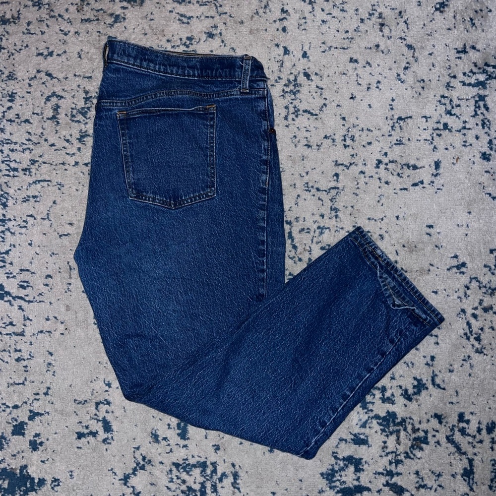 Abercrombie Mid Rise 90s straight jean
